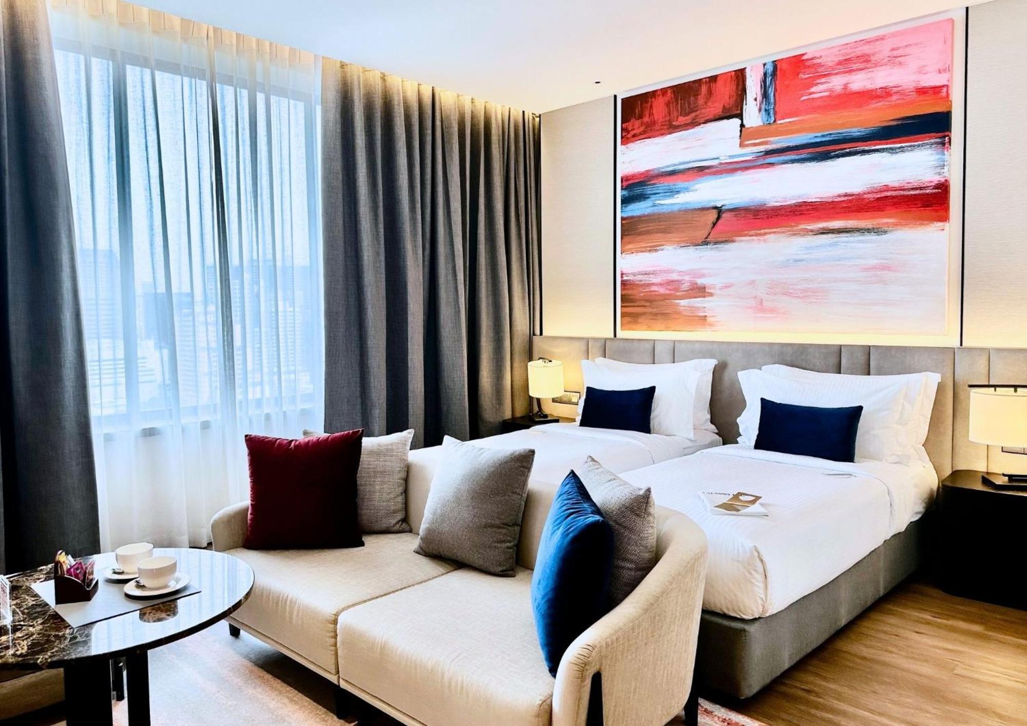 Ascott Embassy Sathorn Bangkok Hotel Kültér fotó Deluxe Room